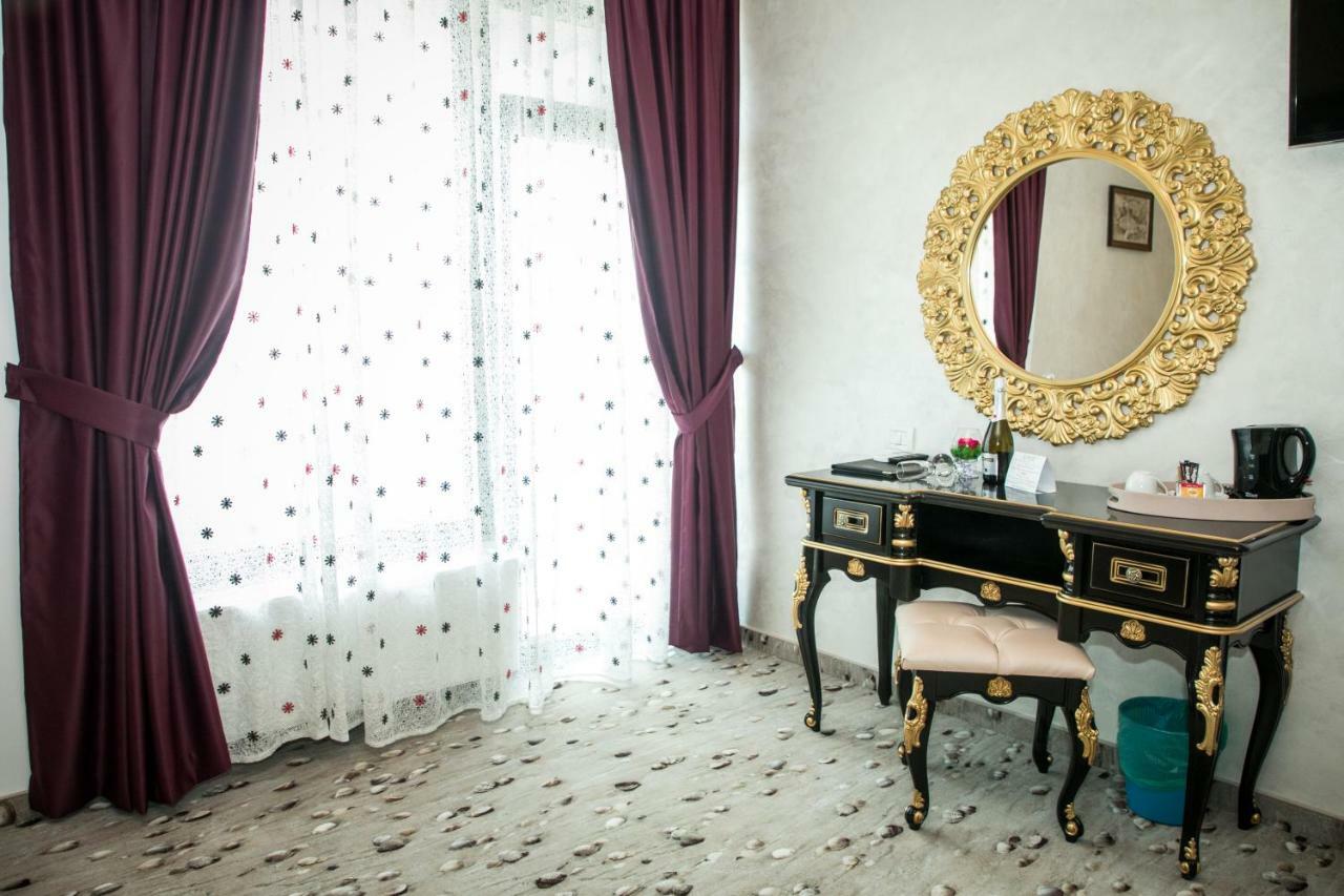 Almar Lake View Boutique H Adults Only Mamaia Exteriér fotografie